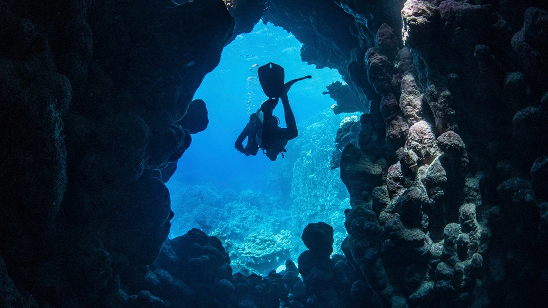 Discover wonders of cave diving in Saudi